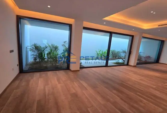 156280571 - Property Image 3