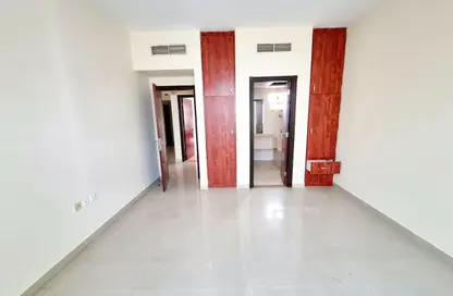 Apartment - 1 Bedroom - 2 Bathrooms for rent in Muwaileh 29 Building - Muwaileh - Sharjah