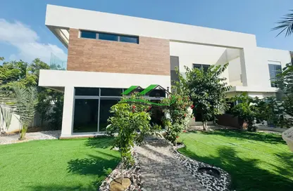 Villa - 4 Bedrooms - 6 Bathrooms for rent in West Yas - Yas Island - Abu Dhabi Villa - 4 Bedrooms - 6 Bathrooms for rent in West Yas - Yas Island - Abu Dhabi