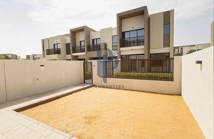 Villa - 3 Bedrooms - 4 Bathrooms for rent in La Violeta 2 - La Violeta - Villanova - Dubai