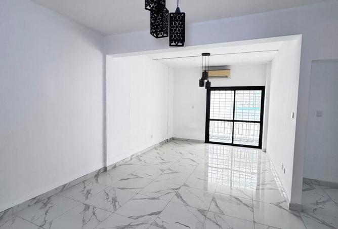 57755873 - Property Image 3