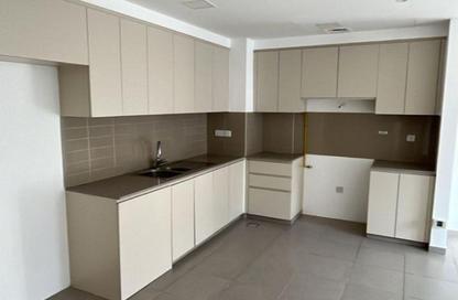 Apartment - 2 Bedrooms - 2 Bathrooms for rent in Zahra Breeze Apartments - Town Square - Dubai
