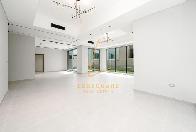 128813925 - Property Image 3