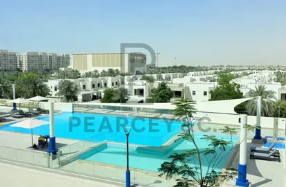 شقة - 2 غرف نوم - 2 حمامات للايجار في مساكن الدبلوماسيين - تاون سكوير - دبي