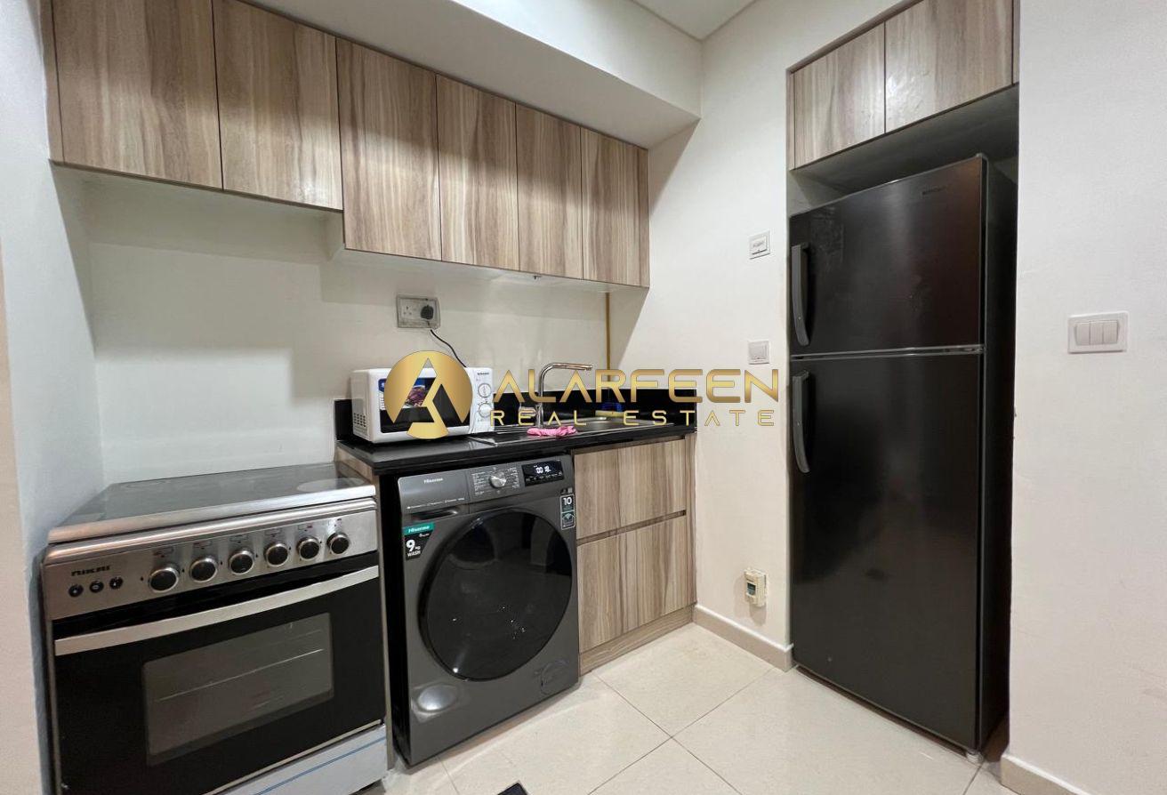 Elegant 1 BR + Study | Great Deal | Prime Location photo 13
