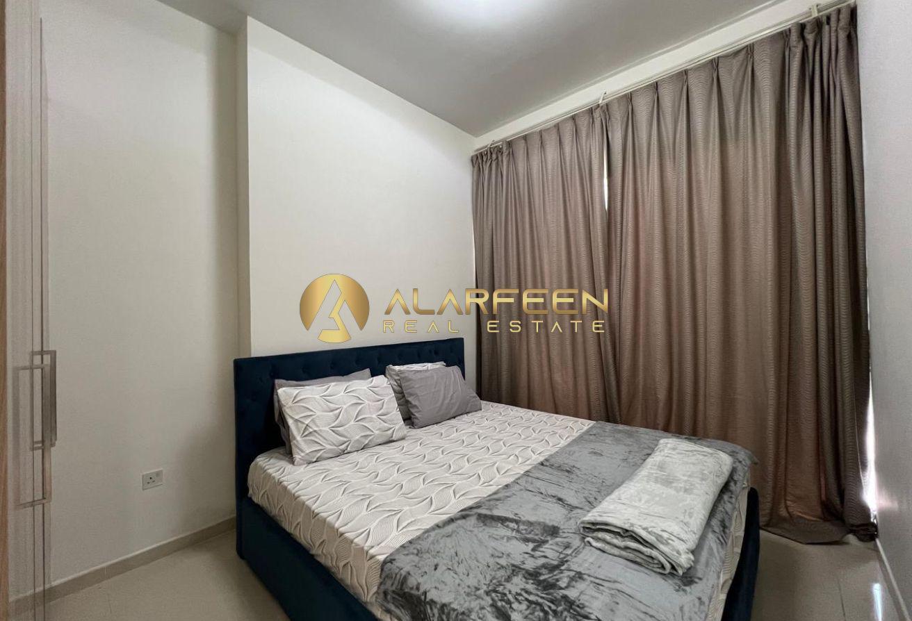 Elegant 1 BR + Study | Great Deal | Prime Location photo 6