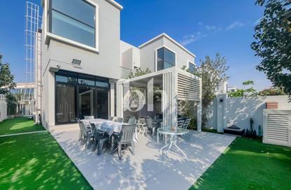 Townhouse - 3 - 4 for rent in Rukan Lofts - Rukan - Dubai