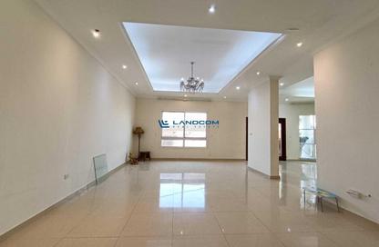 Villa - 4 - 6 for rent in Al Baraha - Deira - Dubai