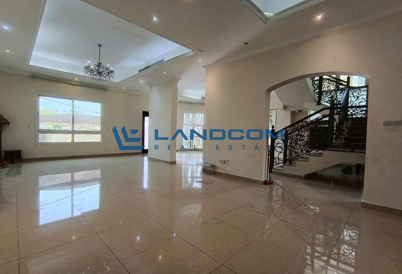 Special Offer!!!|Spacious 4-Bedroom Semi-Independent Villa with Private Entrance photo 4