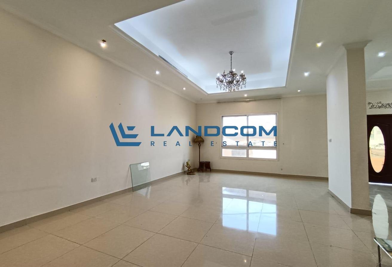 Special Offer!!!|Spacious 4-Bedroom Semi-Independent Villa with Private Entrance photo 6
