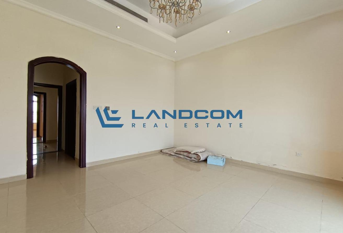 Special Offer!!!|Spacious 4-Bedroom Semi-Independent Villa with Private Entrance photo 8