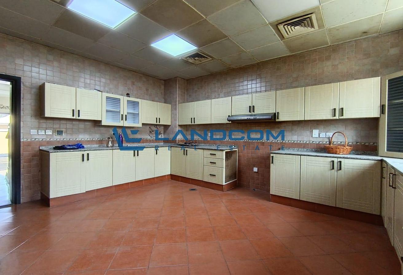 Special Offer!!!|Spacious 4-Bedroom Semi-Independent Villa with Private Entrance photo 18