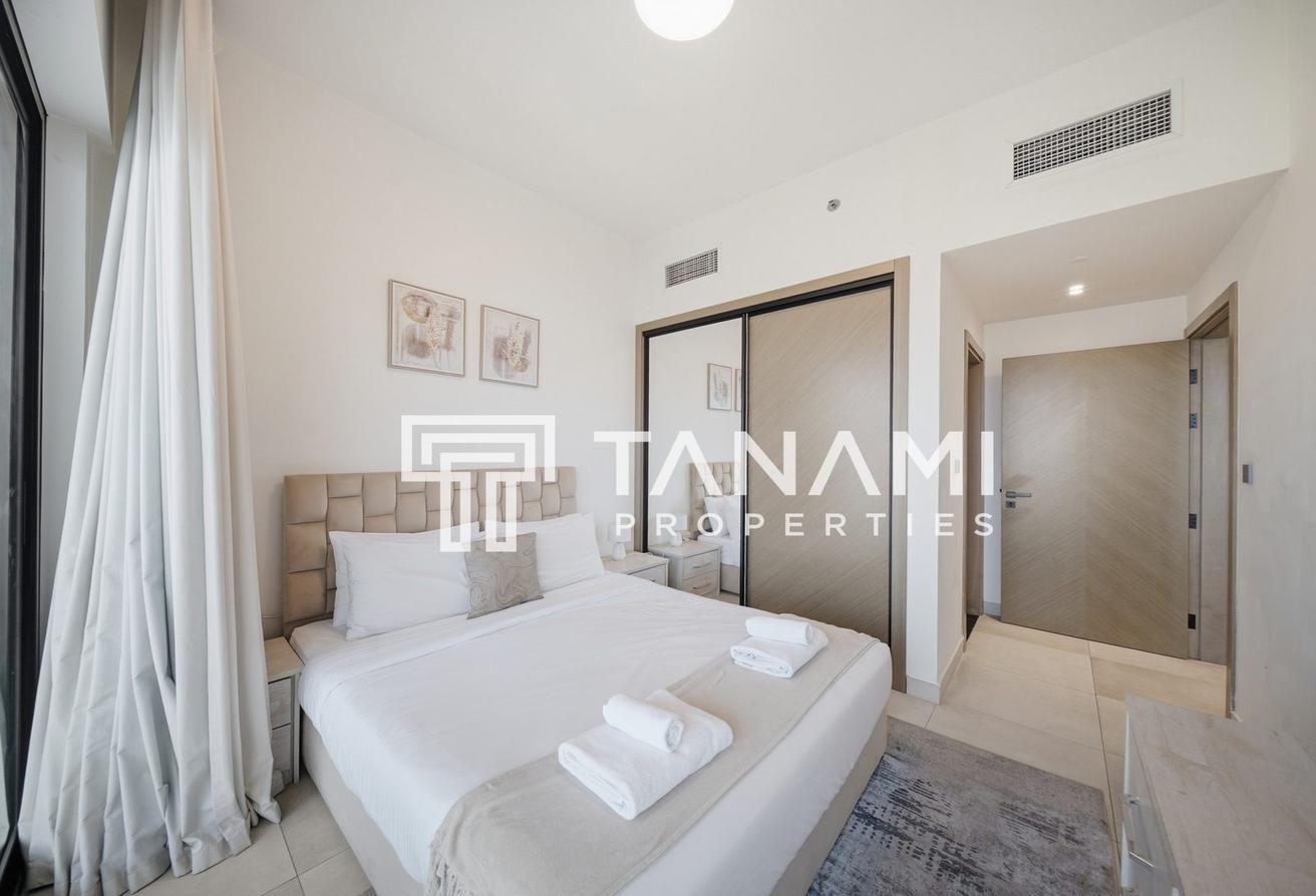 Prime Location| High Floor| Burj Khalifa View photo 6