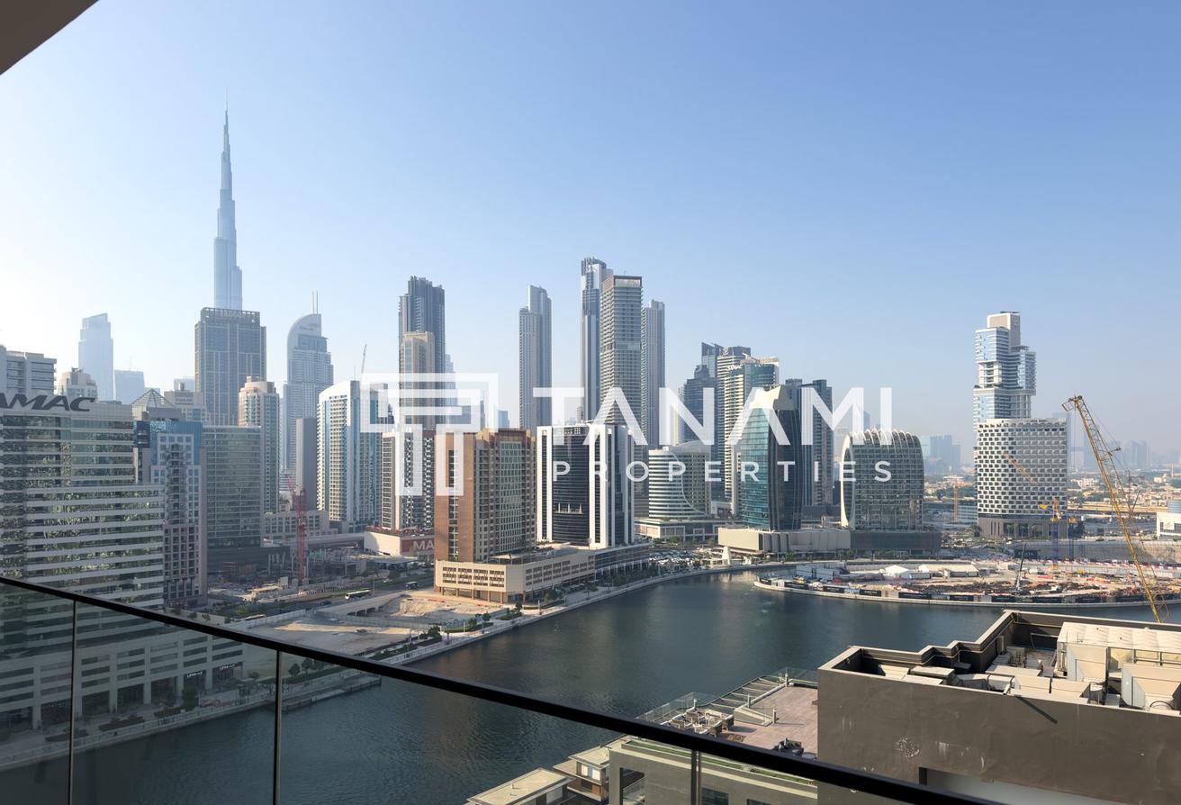 Prime Location| High Floor| Burj Khalifa View photo 16
