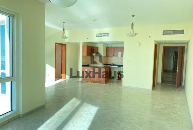 92714293 - Property Image 2