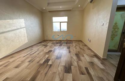 Apartment - Studio - 1 Bathroom for rent in Mohamed Bin Zayed Centre - Mohamed Bin Zayed City - Abu Dhabi