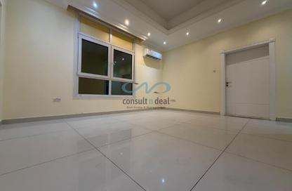 Apartment - 1 - 1 for rent in Mohamed Bin Zayed Centre - Mohamed Bin Zayed City - Abu Dhabi