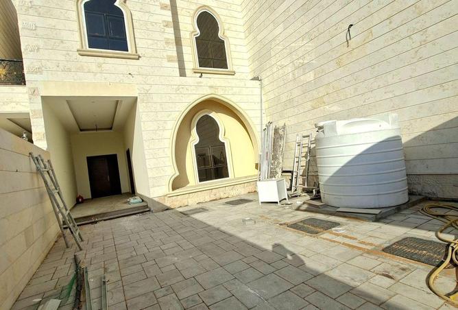 16231943 - Property Image 2