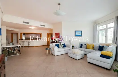 شقة - 3 غرف نوم - 4 حمامات للايجار في العنبرة - مساكن شور لاين - نخلة جميرا - دبي