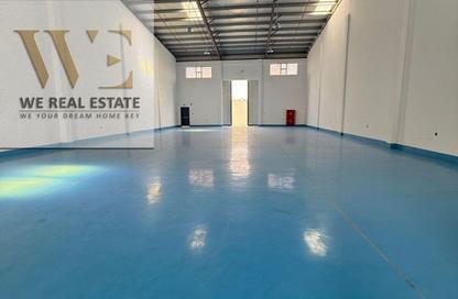 Warehouse - Studio - 1 Bathroom for rent in Umm Al Thuoob - Umm Al Quwain