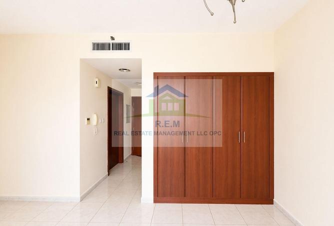 74253684 - Property Image 3