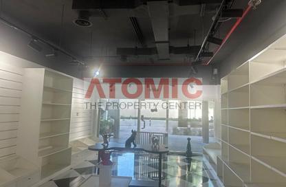 Shop - Studio - 1 Bathroom for rent in One Lake Plaza - JLT Cluster T - Jumeirah Lake Towers - Dubai