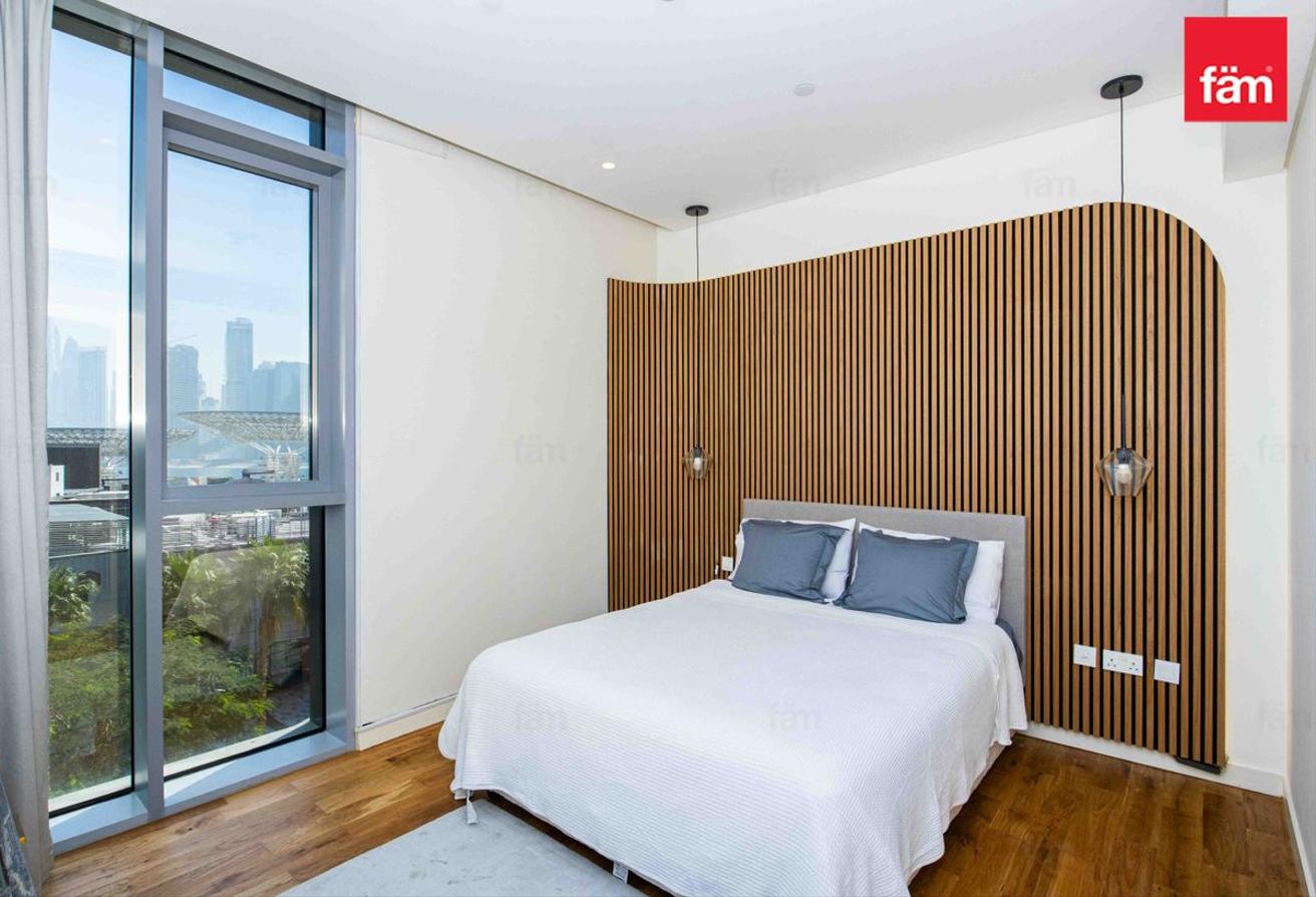 Upgradet | Sea & Ain Dubai Views | Ready photo 12
