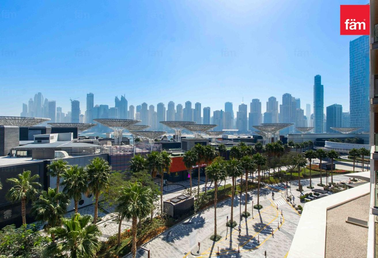 Upgradet | Sea & Ain Dubai Views | Ready photo 25