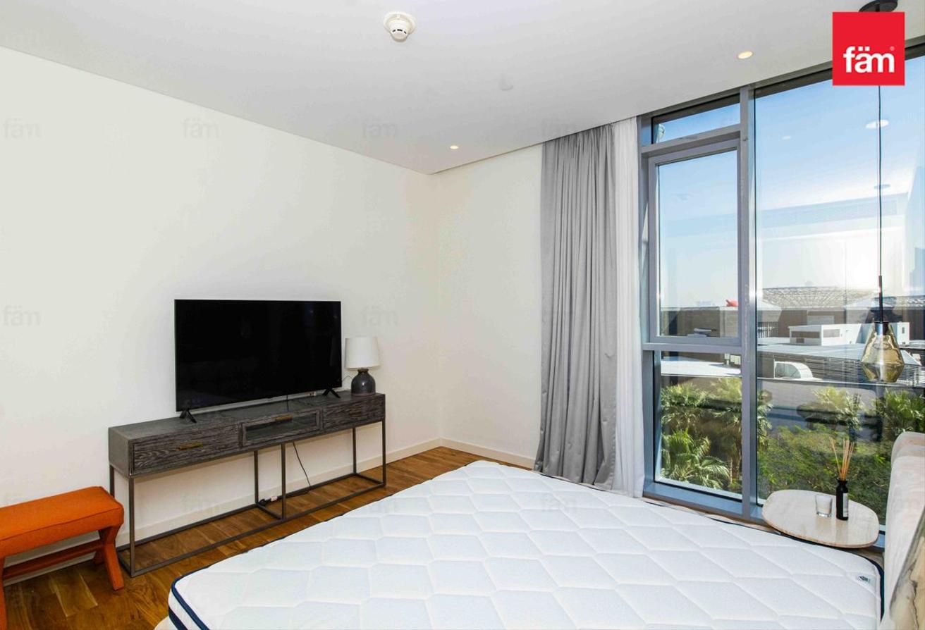Upgradet | Sea & Ain Dubai Views | Ready photo 9