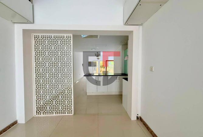 104119031 - Property Image 3