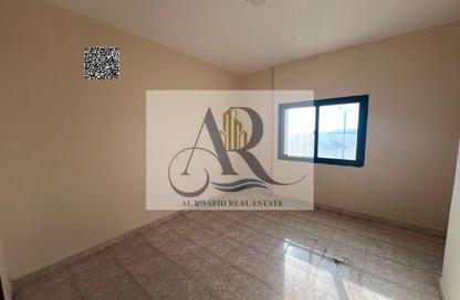 Apartment - 2 Bedrooms - 2 Bathrooms for rent in Corniche Tower - Ajman Corniche Road - Ajman