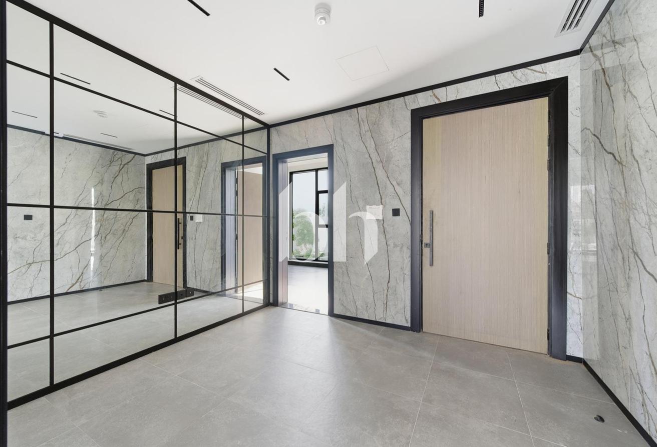Vacant | Custom Made | 5 Bedrooms | Pool photo 20