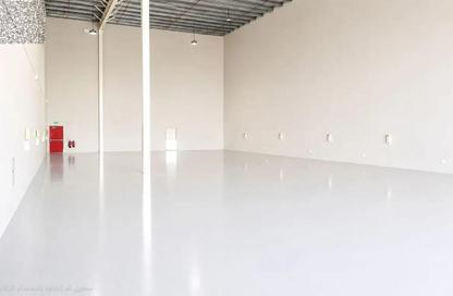 Warehouse - Studio - 1 for rent in Umm Al Thuoob - Umm Al Quwain