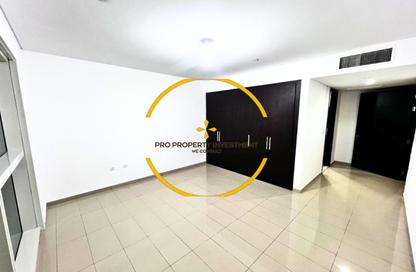 Apartment - 1 - 2 for sale in RAK Tower - Marina Square - Al Reem Island - Abu Dhabi Apartment - 1 - 2 for sale in RAK Tower - Marina Square - Al Reem Island - Abu Dhabi