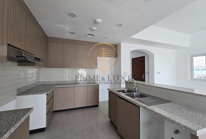 56955788 - Property Image 3