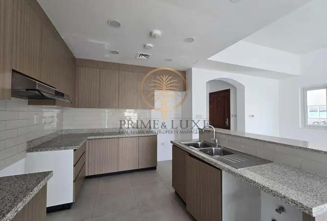 56955788 - Property Image 3
