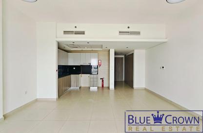 Apartment - 1 Bedroom - 2 Bathrooms for rent in Bin Suloom Building - Al Jaddaf - Dubai Apartment - 1 Bedroom - 2 Bathrooms for rent in Bin Suloom Building - Al Jaddaf - Dubai