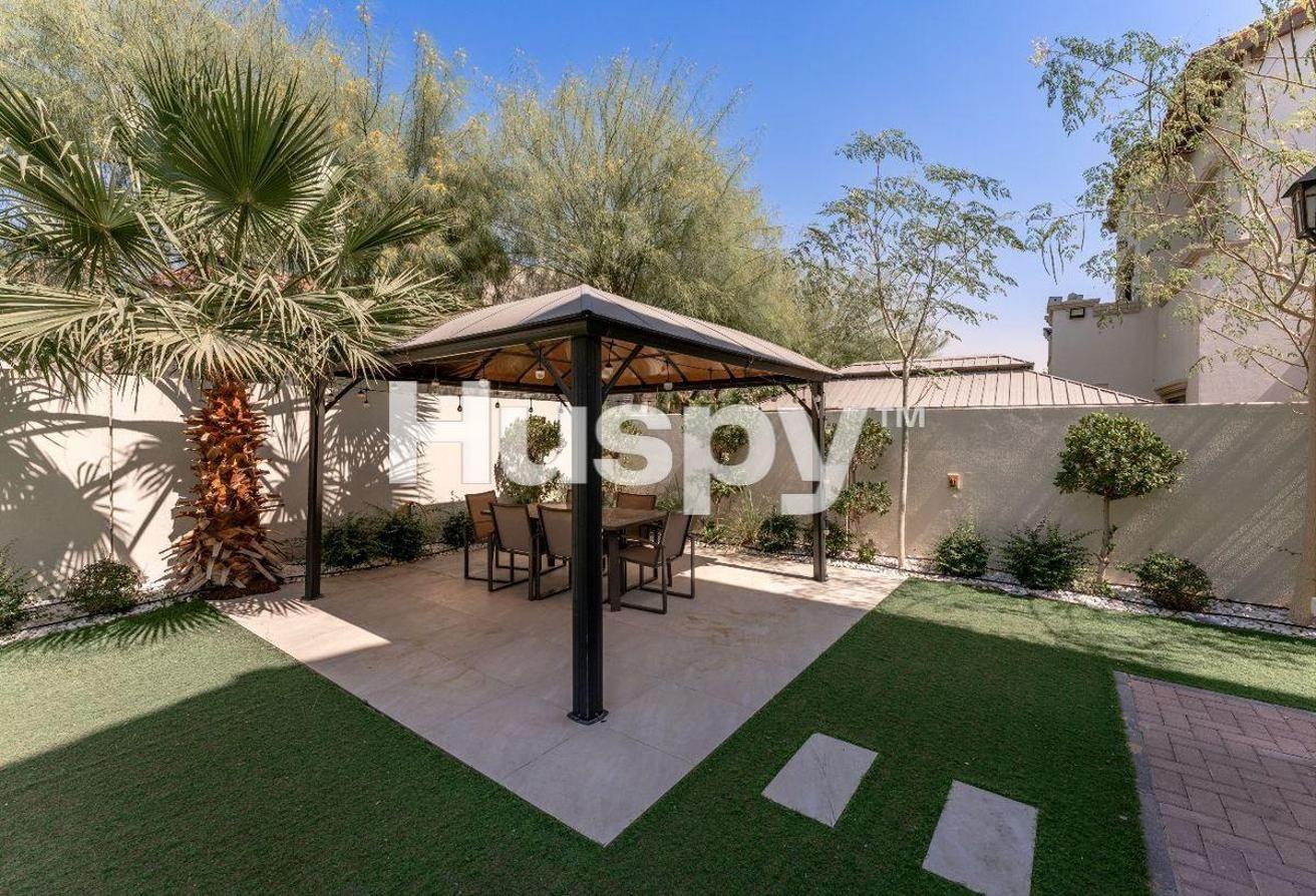 Upgraded | Pool Facing | Private Garden photo 29