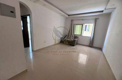Apartment - 1 - 1 for rent in Al Nabaa Building - Al Naba'ah - Al Sharq - Sharjah Apartment - 1 - 1 for rent in Al Nabaa Building - Al Naba'ah - Al Sharq - Sharjah