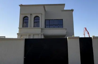 فيلا - 5 غرف نوم - 6 حمامات للايجار في العوير - دبي