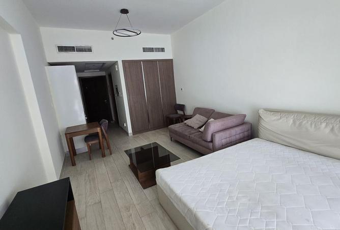 84069287 - Property Main Image