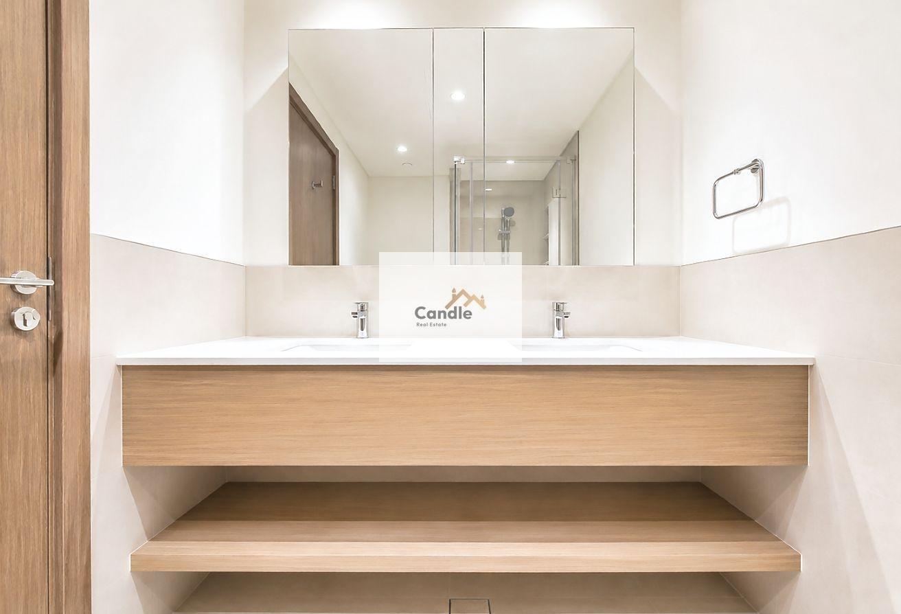 Corner unit | Large layout | Top Floor photo 9