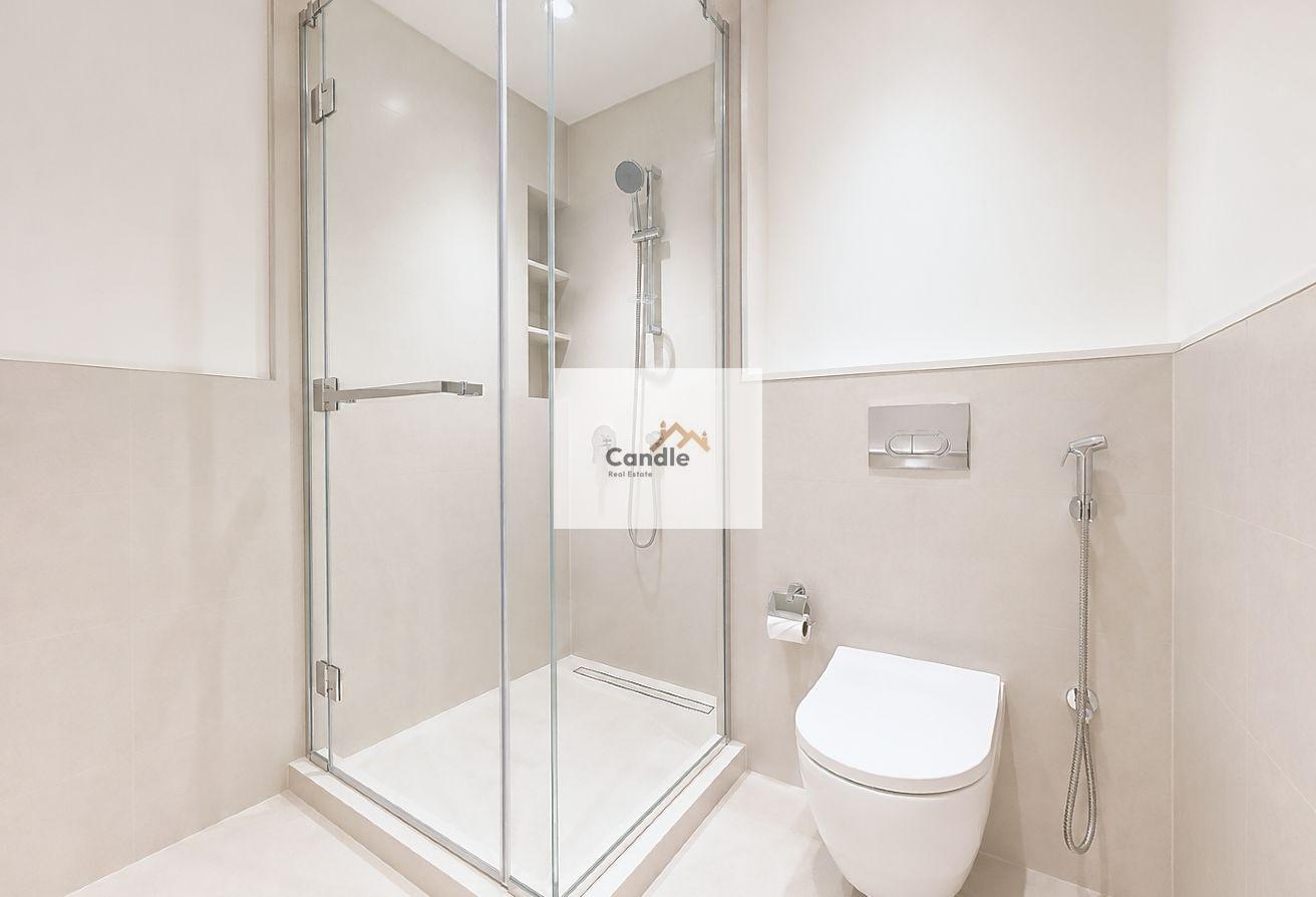 Corner unit | Large layout | Top Floor photo 8