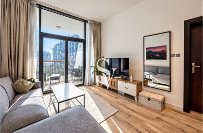 Apartment - 1 - 1 for sale in Binghatti Views - Dubai Silicon Oasis - Dubai