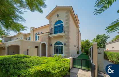 Villa - 5 Bedrooms - 6 Bathrooms for sale in Casa Familia - Green Community Motor City - Motor City - Dubai