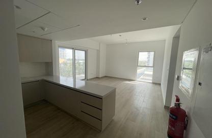 Apartment - 3 Bedrooms - 3 Bathrooms for rent in Waters Edge - Yas Island - Abu Dhabi
