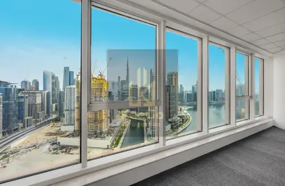 مكتب - غرفة نوم - 1 حمام للايجار في برج تشرشل للأعمال - أبراج تشرشل - الخليج التجاري - دبي