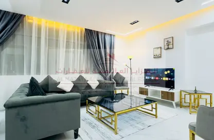 شقة - 2 غرف نوم - 3 حمامات للايجار في الممزر بلازا - شارع التعاون - التعاون - الشارقة