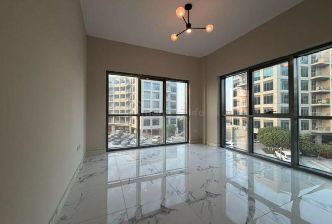 106833920 - Property Image 3
