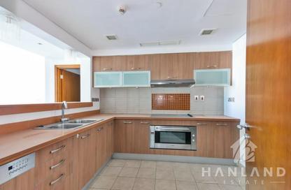 Apartment - 3 Bedrooms - 4 Bathrooms for rent in Marina Residences 3 - Marina Residences - Palm Jumeirah - Dubai